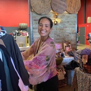 Meet your Posher, Tal